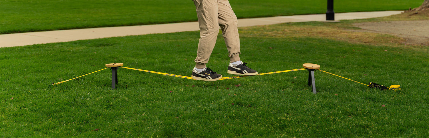 Slackline without Trees