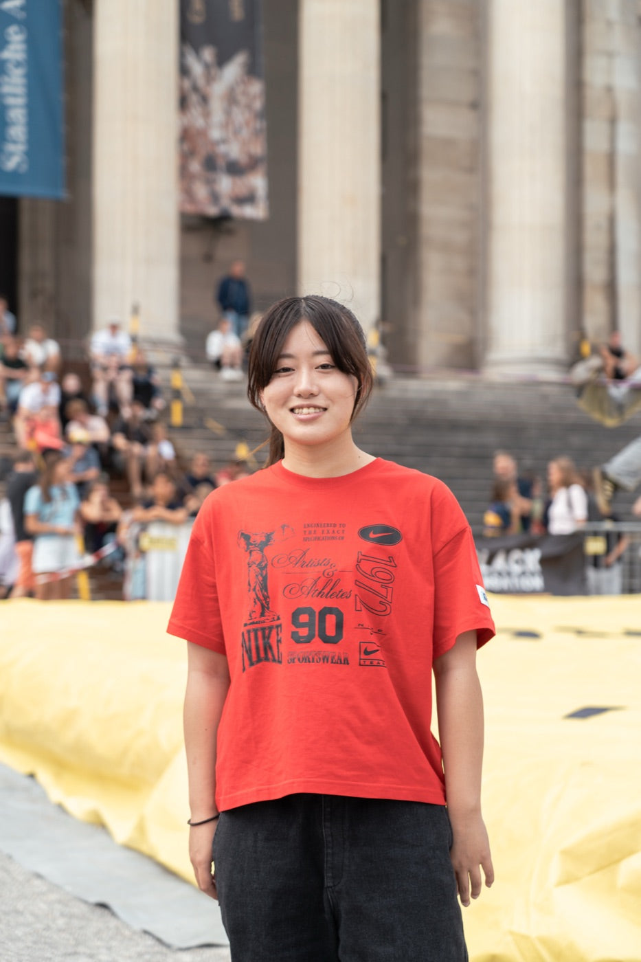 GIBBON Japanese slackline athlete
